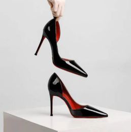 Scarpe designer donne tacco alto scarpe rosse lucido fondo 7 cm 8 cm 19 cm da 10 cm tacchi sottili dosa di cuoio nudo nero con sacca per polvere