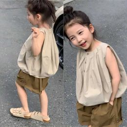 T-shirts Girls Clothing Sets Sleeveless Single Breasted Pumpkin Coat+ Curled Shorts 2024 Summer New Childrens Sets Baby Kids Clothing d240529
