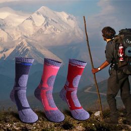 2Pairs/Lot Winter Thermal Walking Socks Thicker Men Women Outdoor Hiking Skiing Sock Sport Thermosocks For Cycling Mountaineer 240529