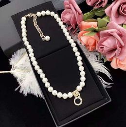 Pendant Necklaces Pearl Rhinestone Necklace Made of Brass 14K, European and American Fashion Simple Neckchain
