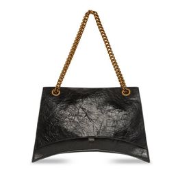 Große schwarze Kettenbeutel Mode Frauen Umhängetaschen Schwarzer Kalender Leder Crossbody Handtaschen Alte Gold Metallzubehör Flapp Haspellen 168w