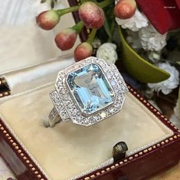 Cluster Rings Huitan Fresh Sky Blue Cz Women For Evening Party Hyperbole Female Accessories Birthday Love Gift Fashion Jewellery Wholesale