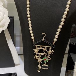 Catene perle Diamond Necklace Designer Lettera a ciondolo collane di marca a pendente 18k a stella in rame in rame con i ciondoli da donna per le donne regali di gioielleria da donna