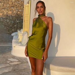 Party Dresses Verngo Sleeveless Gown Strapless A Line Mini For Women Green Backless Evening Dress Satin Short Prom