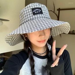 Berets Japanese Summer Niche Retro Plaid Bucket Hat Women's Big Eaves Vacation Sunscreen Travel Lace-up Foldable Casual Sun Hats