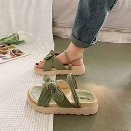 Dropshipping Women Summer Fairy Style Flower Sandals Modestudent Plattform Damen Pantoffeln 2023 Neue Clogs Weibliche Schuh