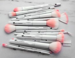 17pcs White Makeup Brushes Set Powder Foundation Blusher Brush Lip Eyeshadow Eyebrow Eyeliner Brush Complete Cosmetic Make up Brus3351839