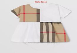 Designer Baby Girls Plaid Dress European and American Styles New Kids Girl Cute Doll Collar Short Sleeve Dresses Fashion Oneck A5901413