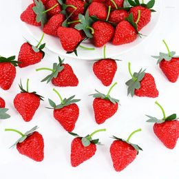 Party Decoration 10/30pcs Artificial Fruit Fake Strawberry Plastic DIY Simulation Ornament Craft Pography Prop Christmas Home Decor