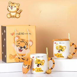 Mugs Creative Ceramic Mug Cute Cartoon Tiger Gift Box With Lid Spoon Cup Set Coffee And