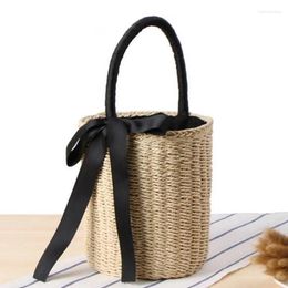 Shoulder Bags Women Bag Straw Design Travel Bucket 2024 Small Summer Holiday Woven Handbags Seaving Designer