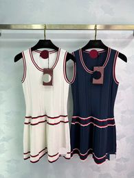 419 XL 2024 Summer Women's Runway Dress da pista da pista senza maniche Blu Abito bianco Flora Print F469