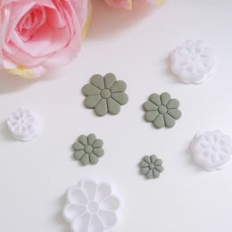 8 Petal Flower Ahaped Soft Clay Mold Handmade Earrings Jewelry Pendant Making Tool Polymer Clay Molds Earring Cutting Mold