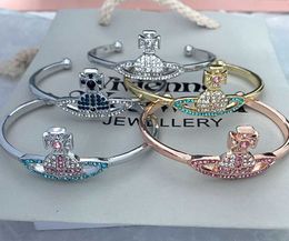 Western Empress Dowager Sparkling Crown Planet Womens High Grade Diamond Bracelet M31X