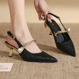 Dress Shoes 2024 New Summer Fashion Pointed Toe Pearl Shoes Womens Sexy Womens Sandals High Heel Table Tennis Womens Shoes H240530 1Y4E