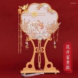 Decorative Figurines Ancient Bridal Fan Traditional Chinese Wedding Hand Bouquet Good Luck Series Handmade Fans Hanfu Pography Accessories