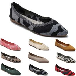 Designer Free Shipping 7 Slides Sandal Slipper Sliders for Mens Womens Sandals GAI Mules Men Women Slippers Trainers d00 s s