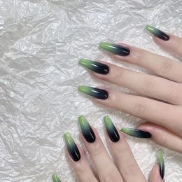 Black Sweet Cool Girl Fluorescent Green Gradient Dark Black Handmade False Nails Girl Mid-Length Nail Art Patch Press on Nails 240530