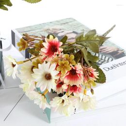 Decorative Flowers High-End Silk Cloth Artificial Flower 18 Head Clove Chrysanthemum Living Room Table For Office El Wedding Party