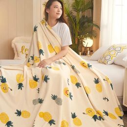 Blankets Soft Warm Coral Fleece Blanket Winter Sheet Bedspread Sofa Throw Pineapple Print Bed Cover Comforter Lightweight Quilt