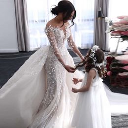 Delikatna koronkowa aplikacja z długim rękawem sukienki syrenka do syreny Sheer Deep V-dół Odłączany pociąg ślubny ślubne suknie ślubne 0530