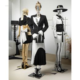 Modern Fibreglass Mannequins for Clothing Store Full Body Flat Shoulder Mannequins Simple Design Mannequins for Women's Clothing