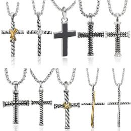 Necklaces 2024 Black Cross Pendant Necklaces multicolour 925 Sterling Silver Diamond Cuban Chain Designer Necklace Jewellery Women men Engagem