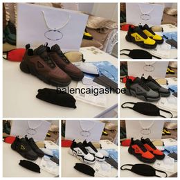 Pradshoes Prdada Designer Luxury Casual Shoes Men Women Outdoor Shoes Capsule Collection Camo Stylist Sneakers Ultra Light Rubber Platform Shoe LLNV