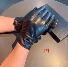 Men Women Designer Gloves Winter Luxury Black Genuine Leather Mittens Brands Fingers Glove Warm Cashmere Inside Touch Screen Mitte9906763