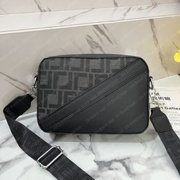 Mężczyźni torba na ramię Messenger Bag Casual Waterproof Nylon Zipper Pocket Torebka Moda Tote Travel Męskie torby krzyżowe 5A