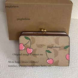 Coabag Holders Designer Women Diary Passport Cover Fashion Cherry C Bag Cardholder Pocket Organiser Men Card Holder Wallet 231110 Ping