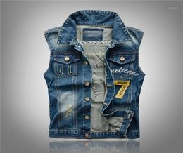 Brand Casual Jeans Sleeveless Jacket Vest Men Streetwear Blue Denim Cardigans Vest Plus Size 5XL Cowboy Waistcoat Mens Jackets16788891
