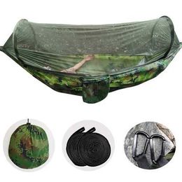 Hammocks Large camping hanger with mosquito net pop-up parachute lightweight suspension tree belt swing H240530 BMQN