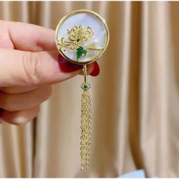 Brooches Brooches 2023 Highend Seashells Shell Chrysanthemum Long Tassel Natural Pearl Brooch Plum Blossom Bayberry Pins Accessories