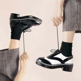 Casual Shoes Zapatillas De Mujer Moda 2024 Flat Women Sapatos Femininos Luxo Oxford For