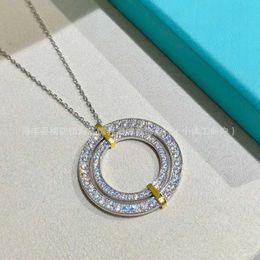 Designer Brand Full Diamond Circle Necklace Womens Split Colour Double Ring Pendant High Version Trendy Instagram Fashion Small and Luxury collarbone Chain
