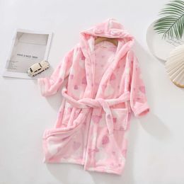 Baby Clothes Winter Flannel Kids Teen Girls Bathrobe for 2-12 Y Children Pamas Robes Pink Blue Navy Bath Towel L2405