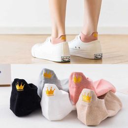 Socks Hosiery 5 pairs of womens Harajuku cute embroidered socks cotton ankle short crown Kawaii socks set candy color d240530