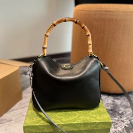 Womens Bamboo Handbag Desiners Vintage Bucket Bags Shoulder Bag Totes High Quality Genuine Leather Tote Bag Trendy Crossbody Casual Gold Letter Handbags Purses