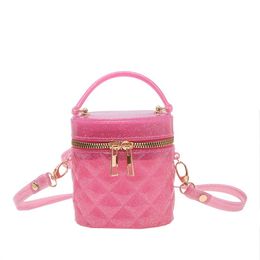 2024 شهر أزياء جديد Back Girl Bag Bag Bag PVC Daily Hand Genique Span Girl Bag A2