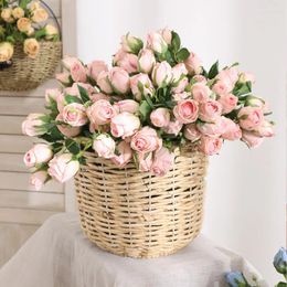Decorative Flowers Artificial 7 Roses With Leaves Retro Silk Flower Green Garden Ornaments Home Decoration Wedding Party