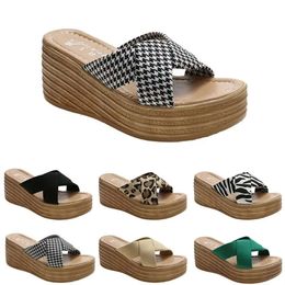 Slippers Women Heels Sandals Fashion High Shoes GAI Summer Platform Sneakers Triple White Black Brown Gr f5f