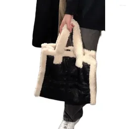 Shoulder Bags Fashion Plush Women Handbag Designer PU Leather Crossbody Bag Big Capacity Tote Retro Female Winter Luxury Clutch