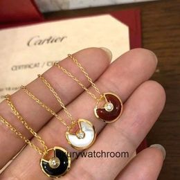 Cartre High End jewelry necklaces for womens Double sided Talisman Necklace Fashionable Girl Light Luxury Red Jade Marrow Set with Diamond Collar V Gold Original 1:1