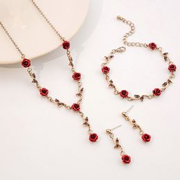 Design French retro flower jewelry set Romantic rose bracelet niche versatile high-end necklace
