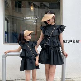 Mother Baby Daughter Matching Ruffle Dressess Baby Girls One Piece Dress For Womens Clothing Fashion Parent Child Clothes 240530