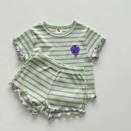 Clothing Sets The Korean version of the baby striped set is suitable for summer clothing toddler girls. top and bottom 2PS H240530 226K