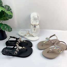 Designer Slides Luxury Crystal Sandals Women Flip-flops Non Slip Summer Outside Grade Shoes With Box 582