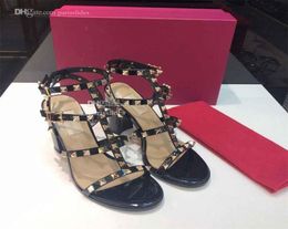 Designer V Sandals Fashion Rivet Ankle Strap Heel Slides Woman High Heels Shoes Luxury Leather dssff3116700