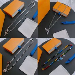20 Style Designer Srebrne łańcuchy krzyżowe Naszyjniki dla mężczyzn i kobiet luksusowa marka